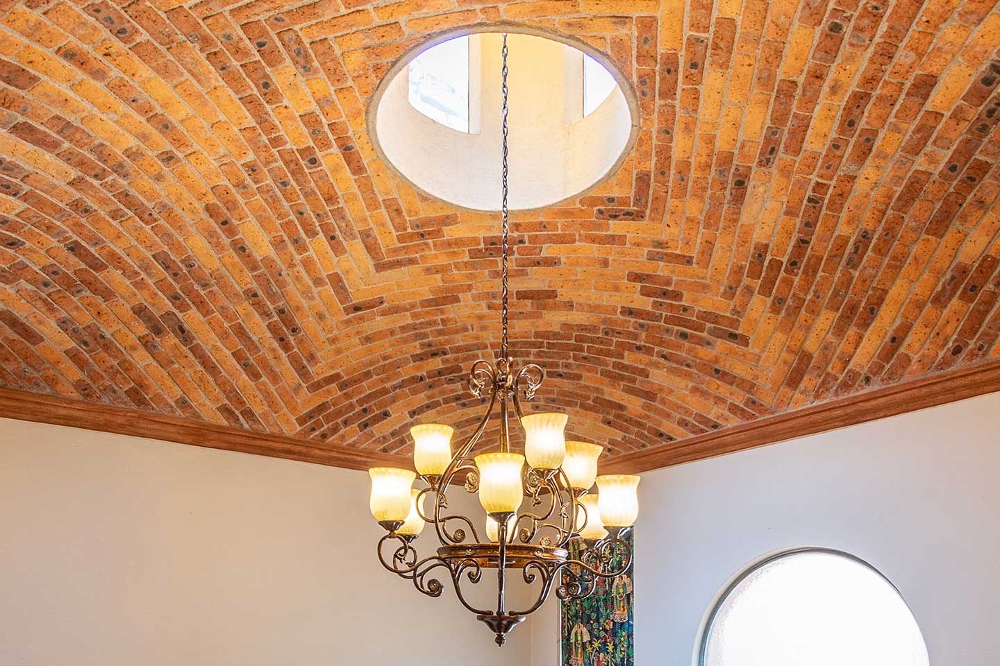 Photo of Salma Boveda Ceiling, Rounded Brick With Cupola (Light Well In The Middle)